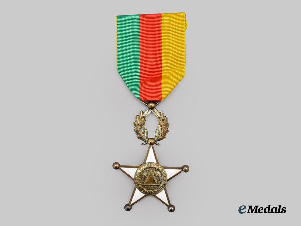 cameroon._an_order_of_valour,_knight,_c.1965___m_n_c5036