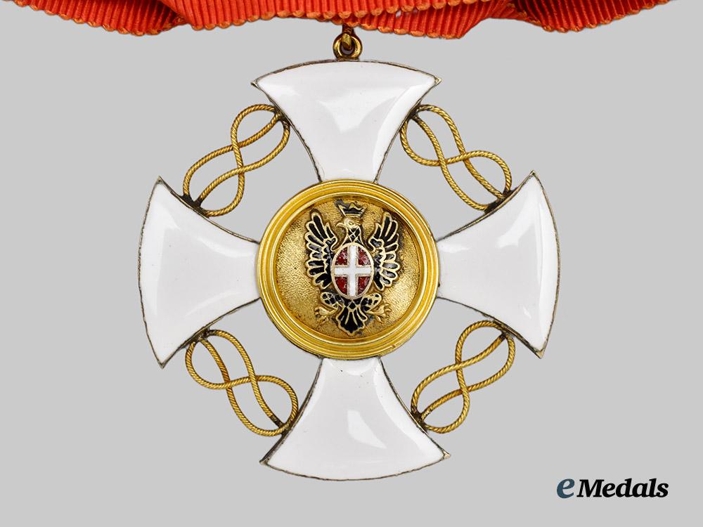 italy,_kingdom._an_order_of_the_crown_of_italy,_i_i_class_grand_officer_set_in_case,_by_cravanzola___m_n_c5037
