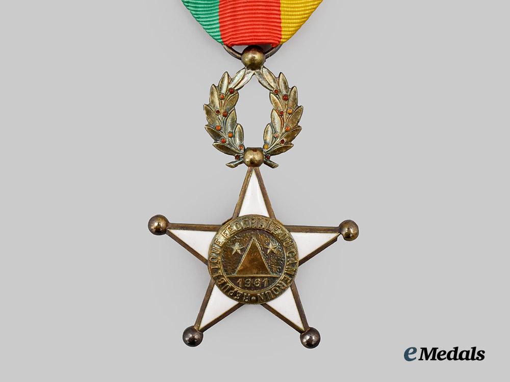cameroon._an_order_of_valour,_knight,_c.1965___m_n_c5037