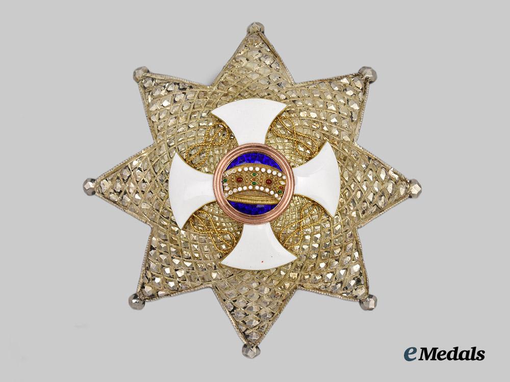 italy,_kingdom._an_order_of_the_crown_of_italy,_i_i_class_grand_officer_set_in_case,_by_cravanzola___m_n_c5041