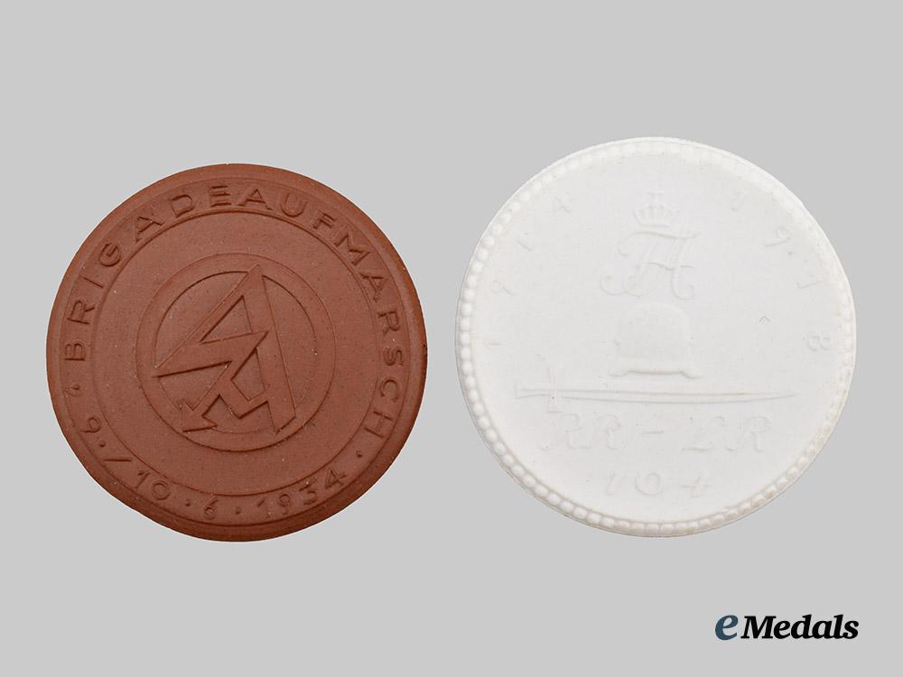 germany,_third_reich._a_pair_of_commemorative_medallions___m_n_c5046