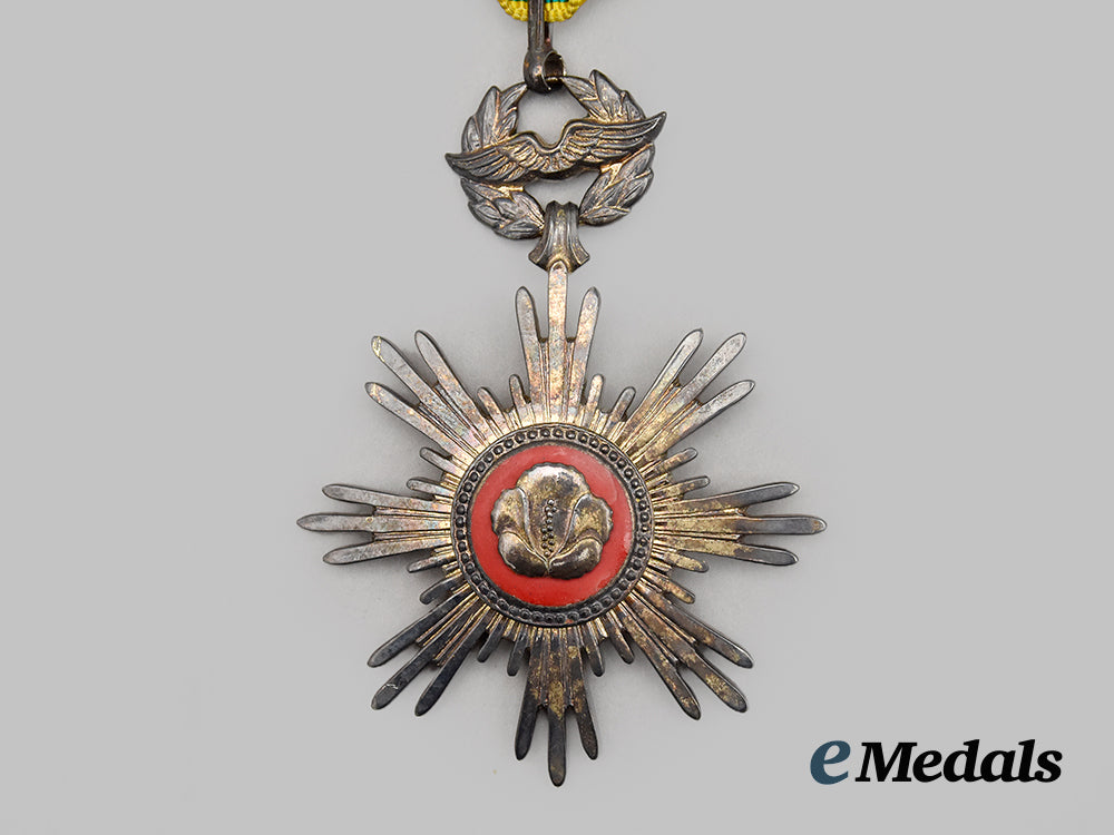 korea,_republic._an_order_of_civil_merit_dongbaek_medal,_i_i_i_class___m_n_c5100