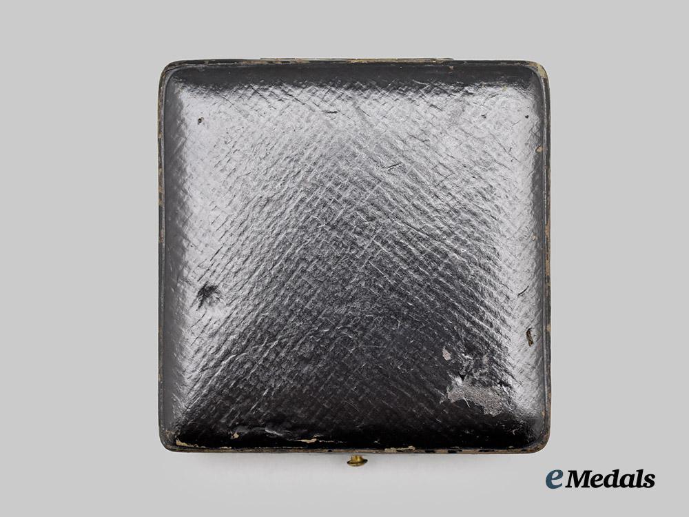 germany,_n_s_d_a_p._a1935_nuremberg_rally_commemorative_medal,_with_case,_by_deschler&_sohn___m_n_c5102