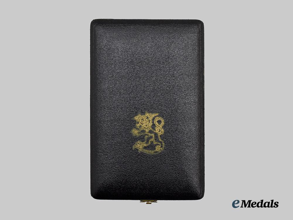 finland,_republic._an_order_of_the_lion_of_finland,_commander_with_case,_by_a._tillander___m_n_c5125