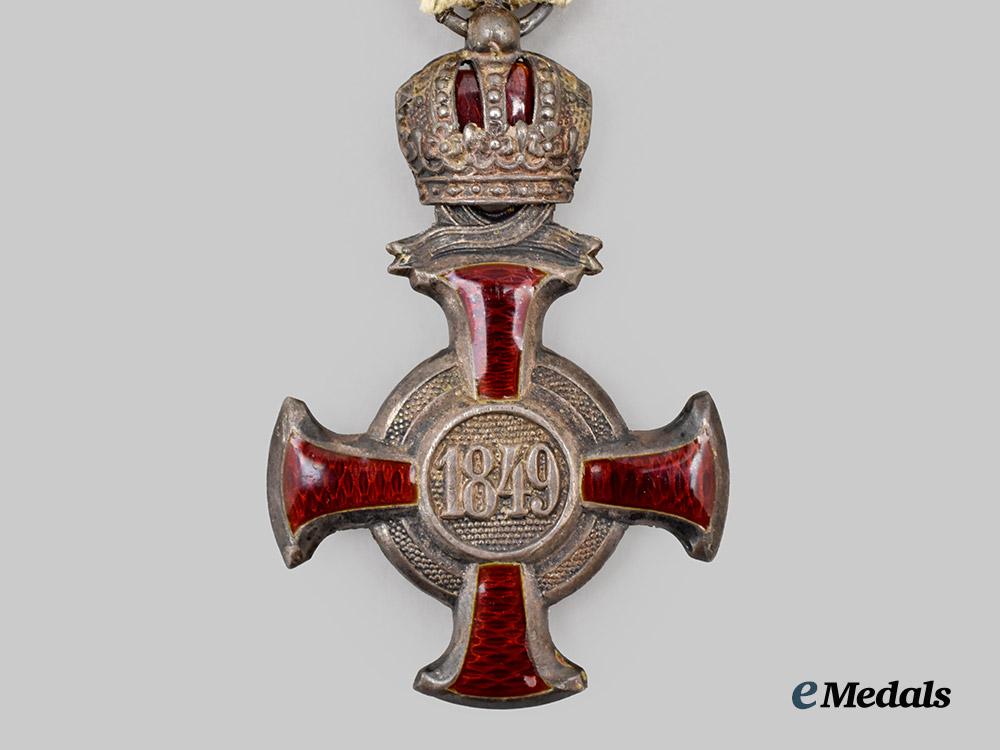 austria,_imperial._a_merit_cross1849,_i_i_i_class_cross_with_crown,_by_w._kunz___m_n_c5177
