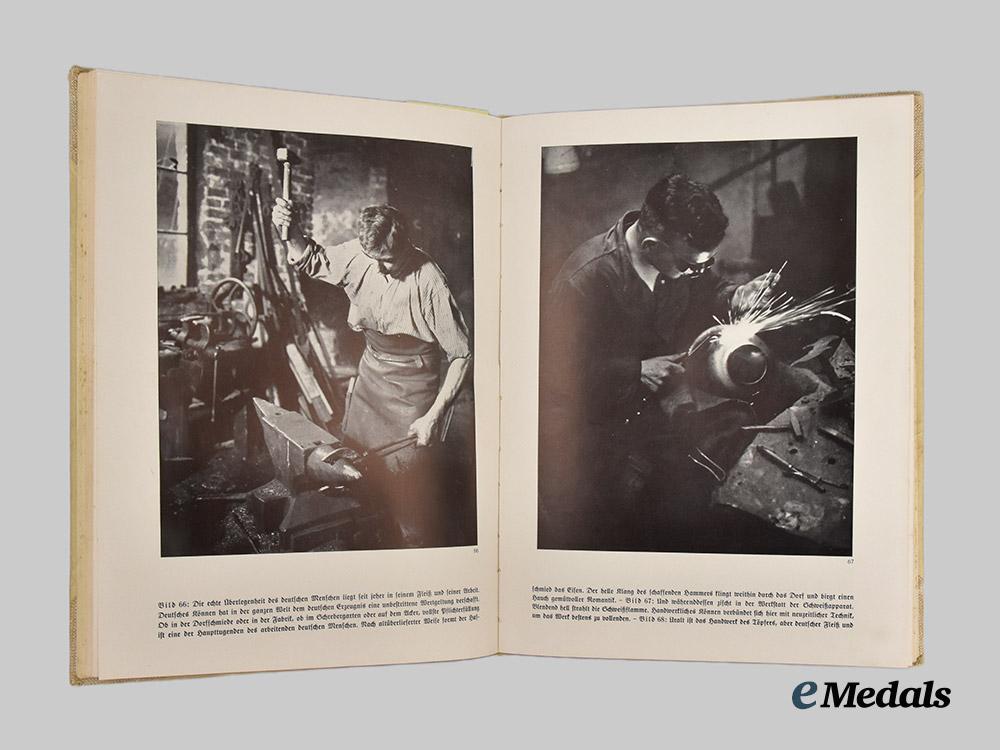 germany,_third_reich._a_rare&_unused_germany_family_book,_with_berlin_olympics_program___m_n_c5263