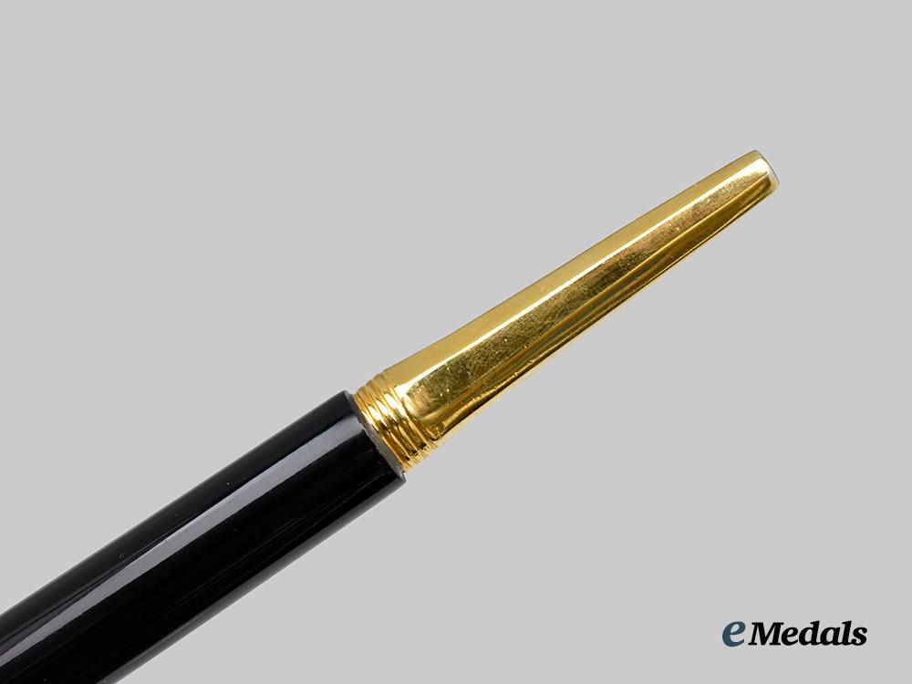 spain,_kingdom._a_police_general’s_baton,_c.1980___m_n_c5275