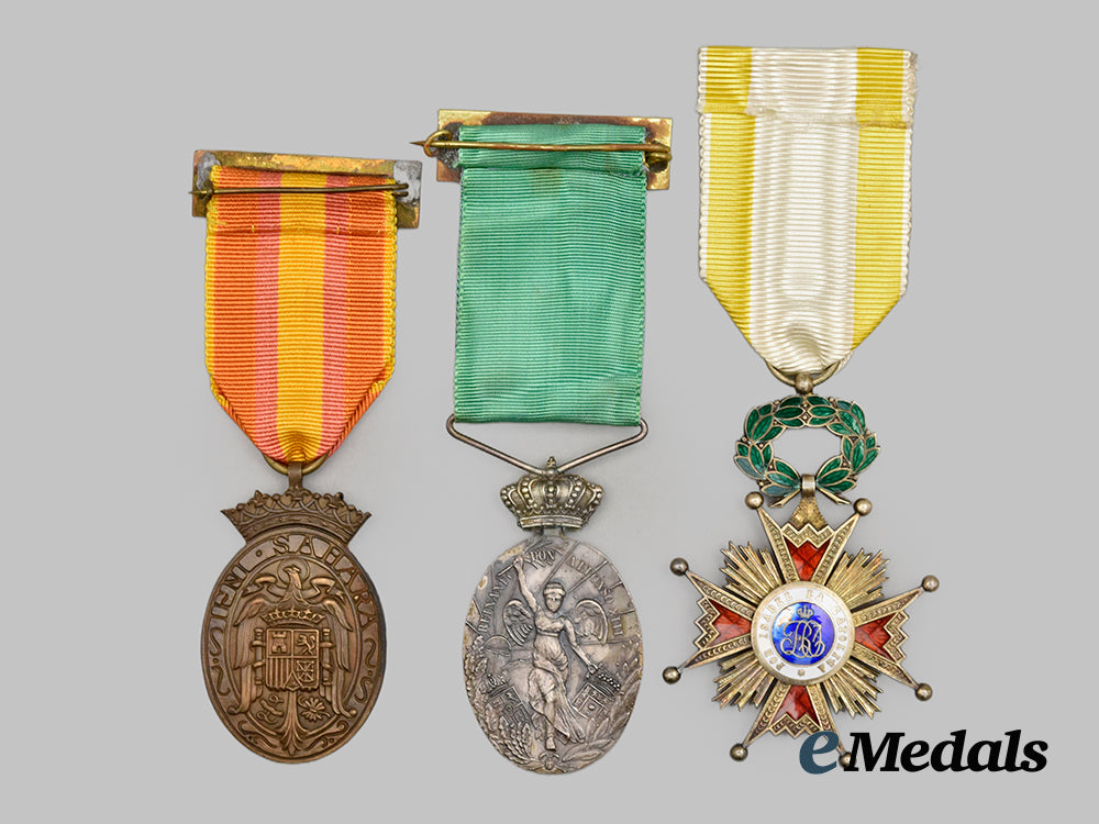spain,_kingdom._a_lot_of_medals&_awards___m_n_c5285