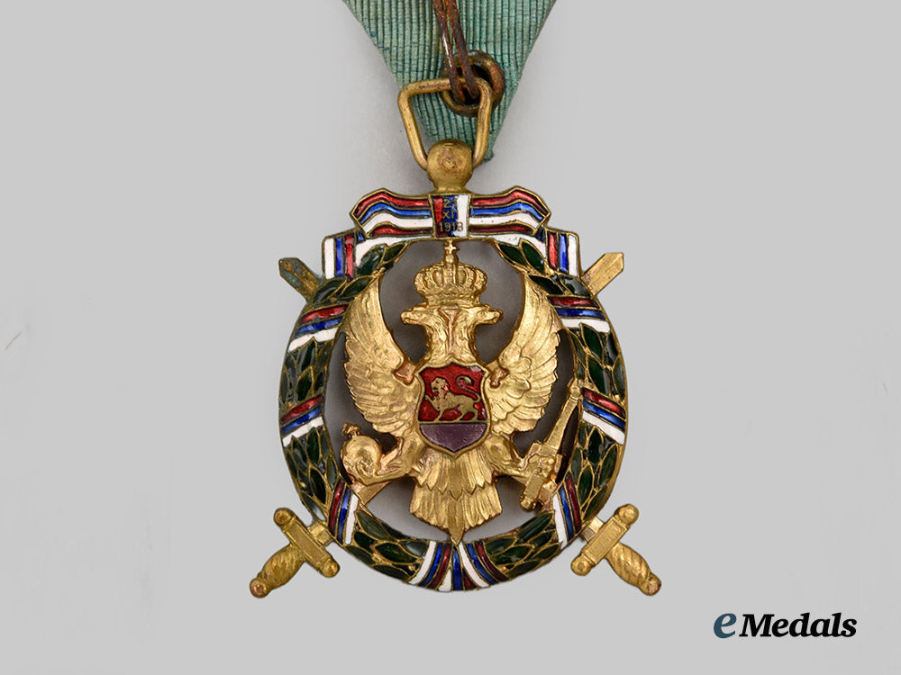 montenegro,_kingdom._a_medal_to_the_right,_honour_and_freedom_of_montenegro___m_n_c5365