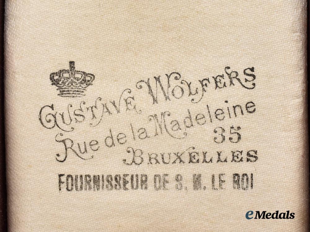 belgium,_kingdom._two_belgian_orders_in_case___m_n_c5397