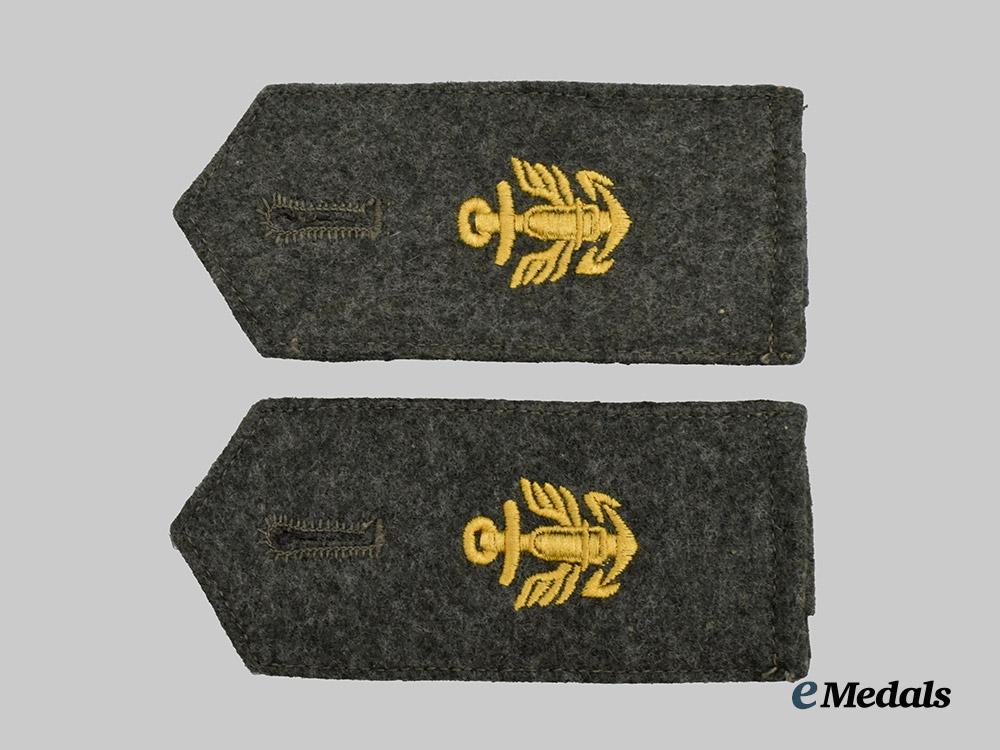germany,_kriegsmarine._a_mint_set_of_coastal_artillery_enlisted_ranks_shoulder_straps___m_n_c5488