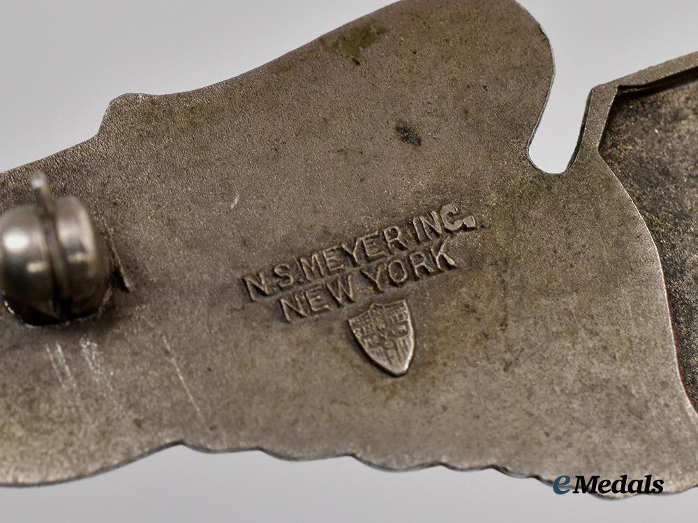 united_states._two_naval_air_force_badges_and_one_air_force_navigator/_combat_systems_officer_badge___m_n_c5491