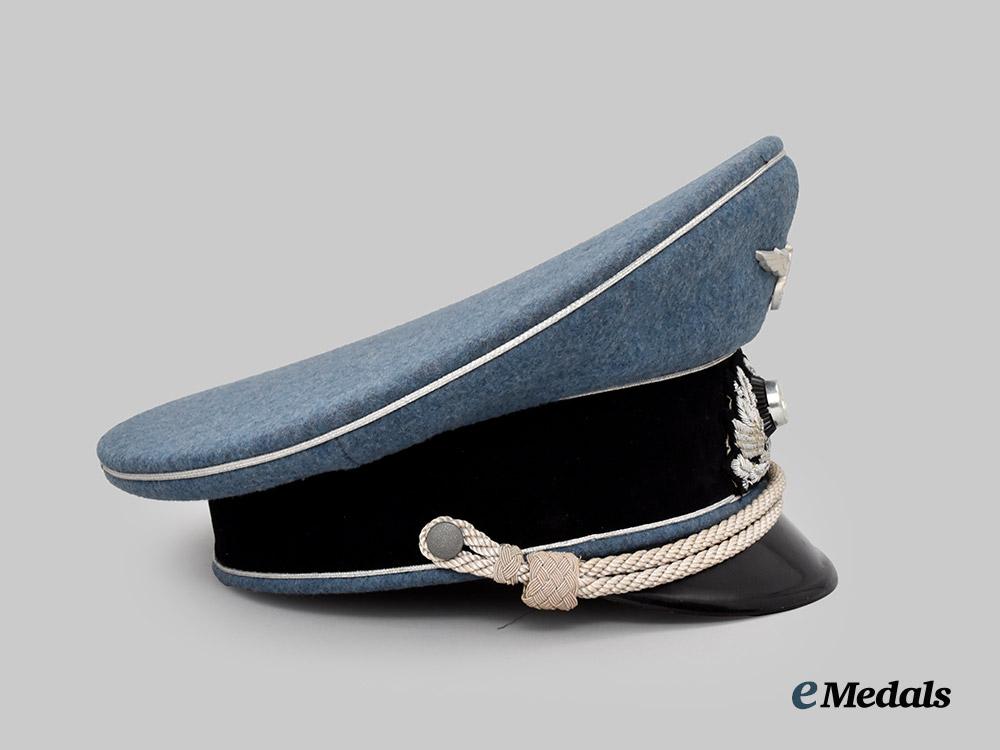 germany,_third_reich._a_bahnschutz_officer’s_visor_cap,_by_leonhard_paulig___m_n_c5544