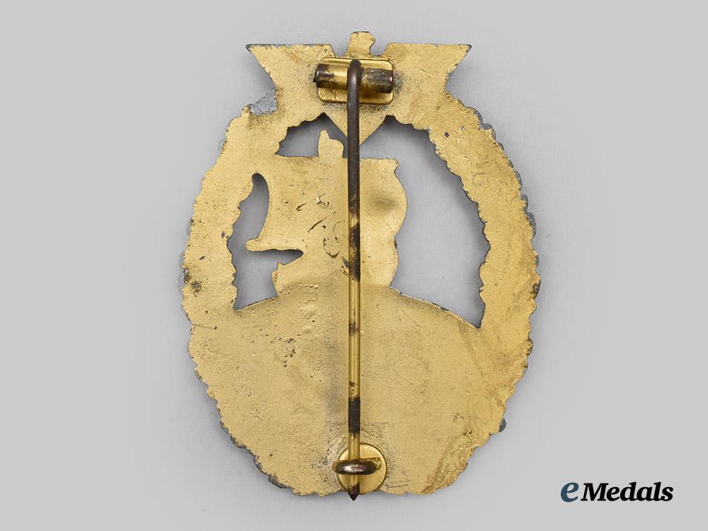 germany,_kriegsmarine._an_auxiliary_cruiser_war_badge,_unknown_maker_variant___m_n_c5549