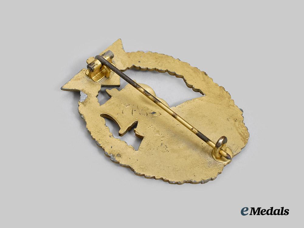 germany,_kriegsmarine._an_auxiliary_cruiser_war_badge,_unknown_maker_variant___m_n_c5550