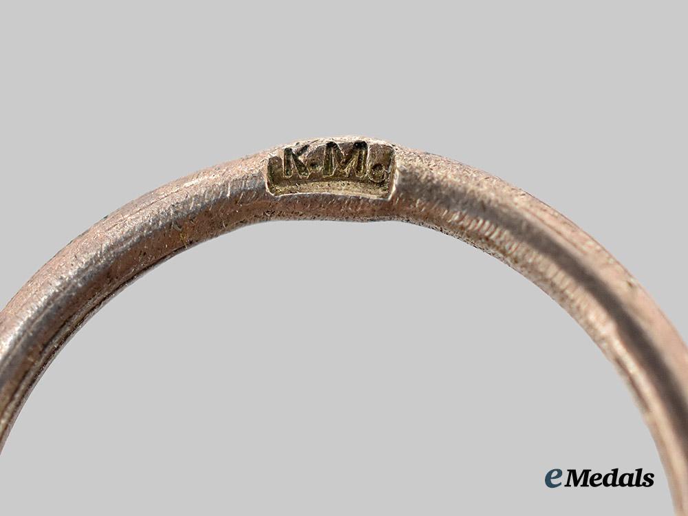 germany,_imperial._a_pair_of_decorations_for_first_world_war_combatants___m_n_c5558