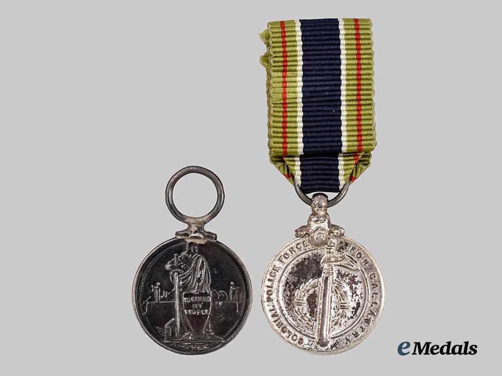 two_miniature_medals___m_n_c5561