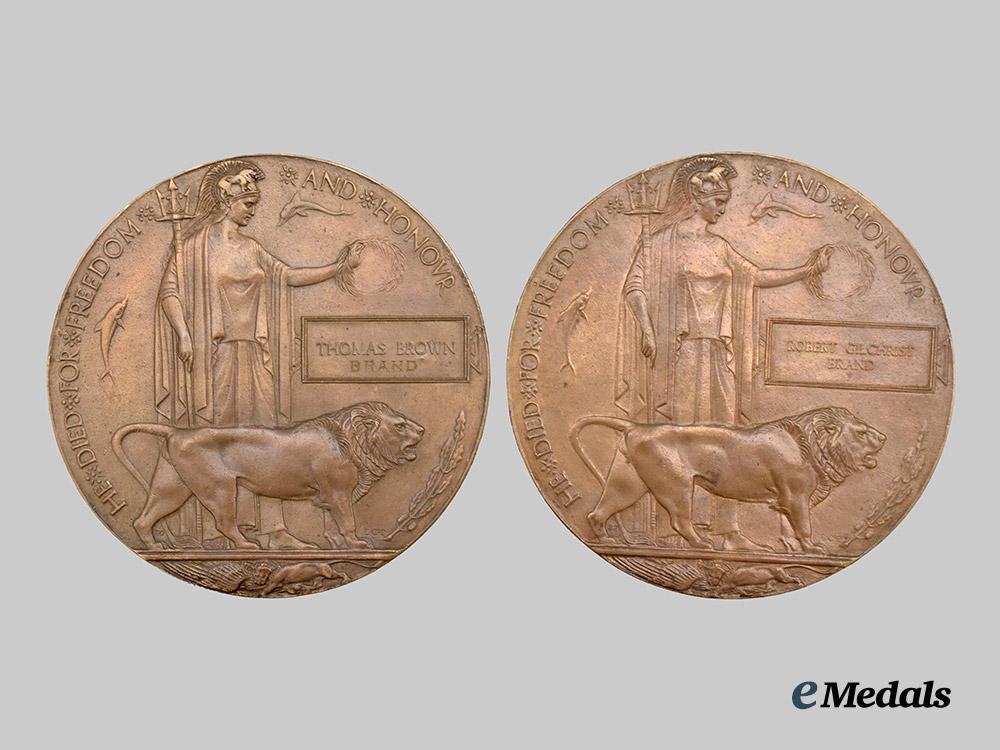 canada,_c_e_f._a_first_war_memorial_group_to_the_brand_brothers,_m_i_a_and_k_i_a,1916___m_n_c5633