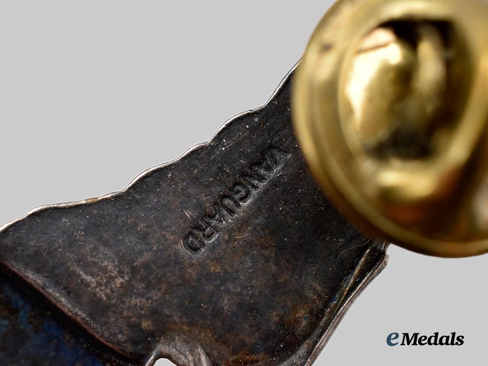 united_states._a_lot_of_three_second_war_wings___m_n_c5669