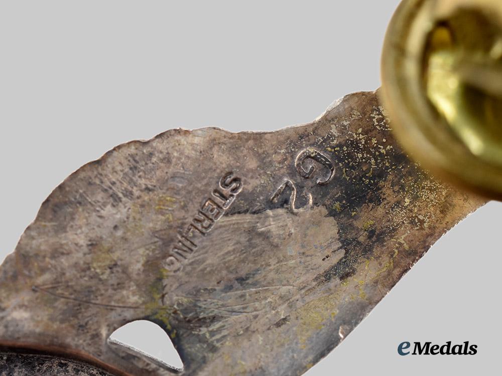 united_states._a_lot_of_three_second_war_wings___m_n_c5670