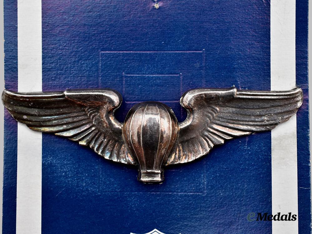 united_states._a_lot_of_four_wings___m_n_c5675