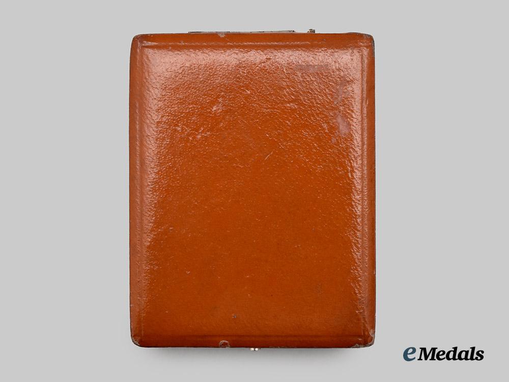 saxe-_altenburg,_duchy._a_bravery_medal_in_bronze,_with_case___m_n_c5782