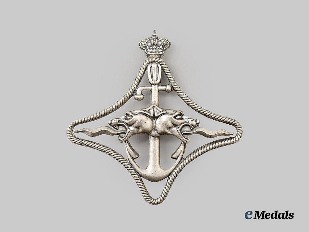italy,_fascist_state._a_royal_navy_battle_ships_war_navigation_badge,2nd_class___m_n_c5840