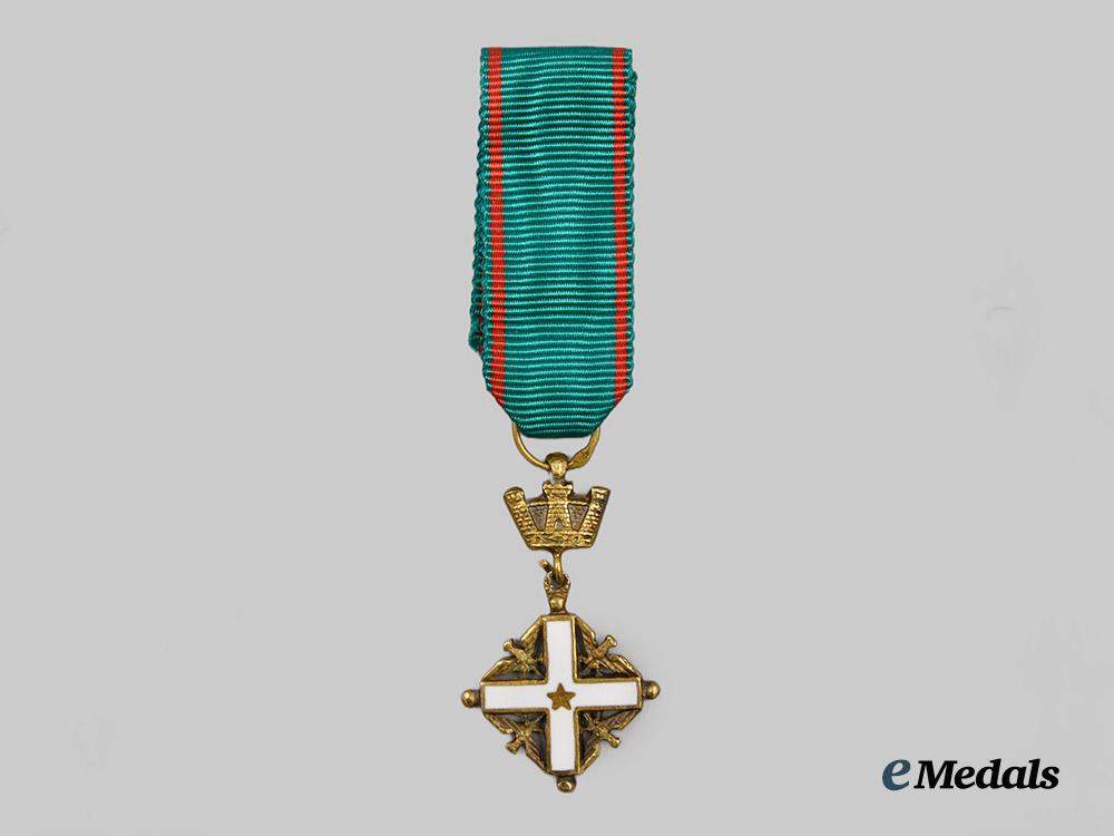 italy,_republic._an_order_of_merit_of_the_italian_republic,_v_class_knight,_by_johnson_milano___m_n_c5854
