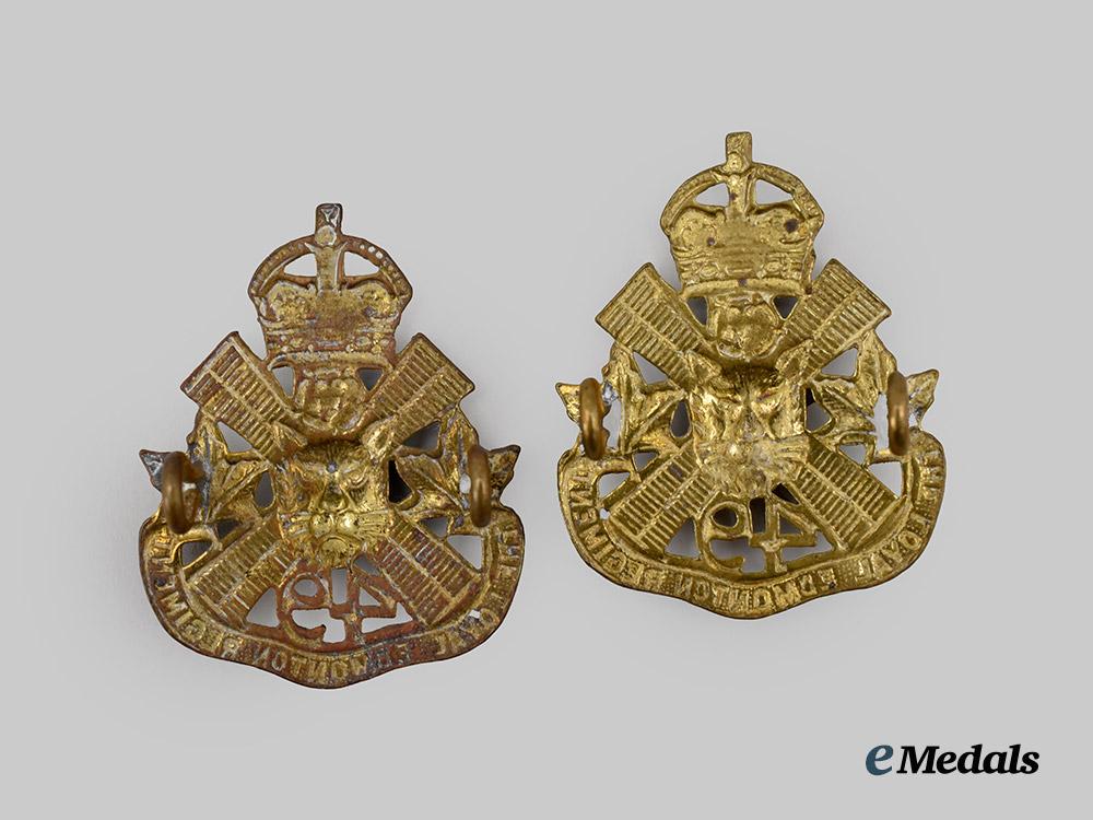 canada._a49_th_loyal_edmonton_regiment_collar_badge_pair___m_n_c5937