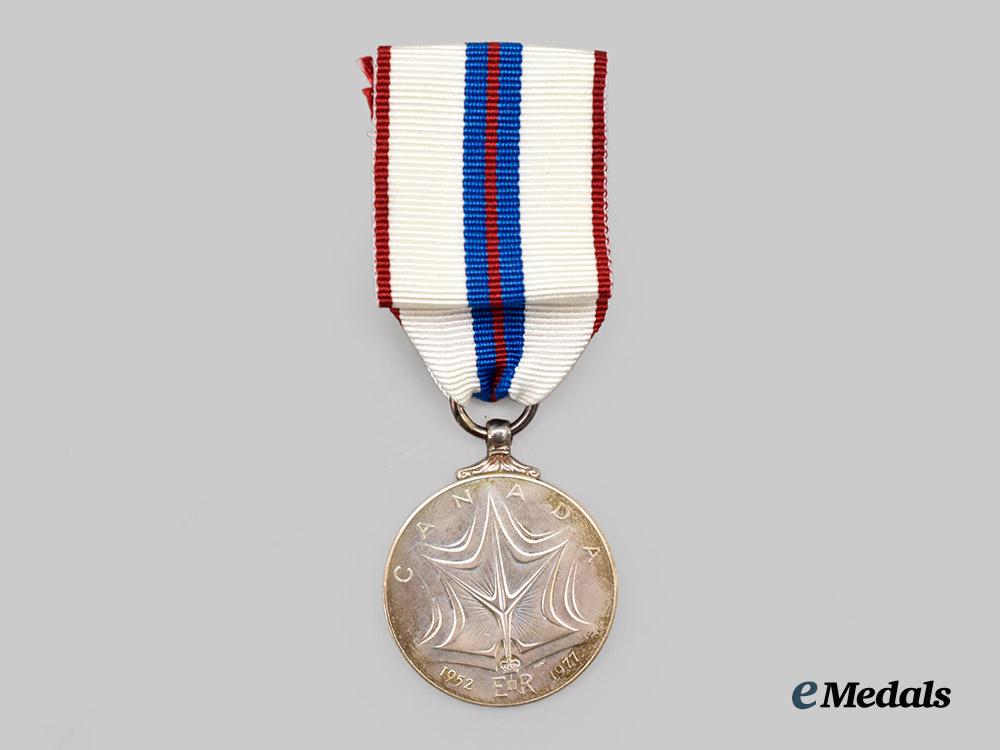 queen_elizabeth_ii_silver_jubilee_medal1952-1977,_boxed___m_n_c5955