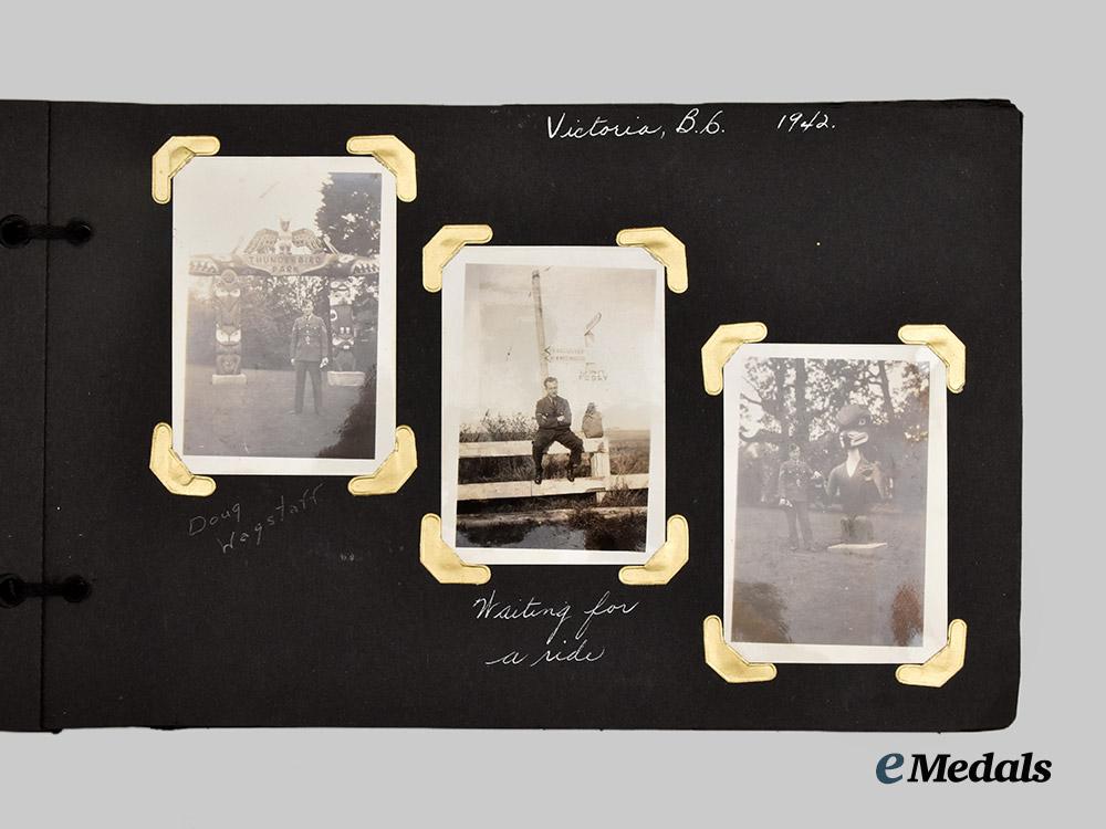 canada,_commonwealth._a_second_world_war_period_royal_canadian_air_force_photo_album___m_n_c6012