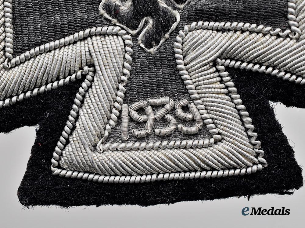 germany,_wehrmacht._a1939_iron_cross_i_class,_cloth_version,_certified_by_dietrich_maerz___m_n_c6069