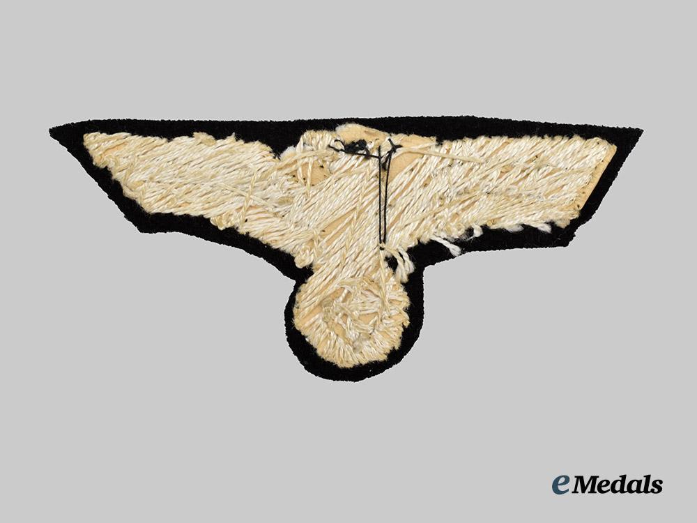 germany,_wehrmacht._an_unusual_italian-_made_uniform_eagle_for_an_albanian_volunteer___m_n_c6097