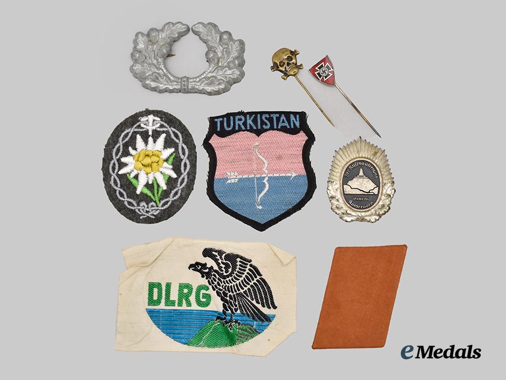 germany,_third_reich._a_mixed_lot_of_insignia___m_n_c6125