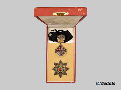 vatican,_papal_state._an_equestrian_order_of_the_holy_sepulchre_of_jerusalem,_grand_officer_set,_c.1930___m_n_c6138