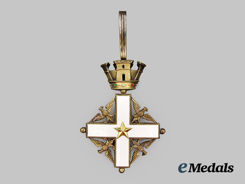 italy,_republic._order_of_merit_of_the_italian_republic,_grand_officer’s_set_by_s,_johnson_c.1960___m_n_c6142