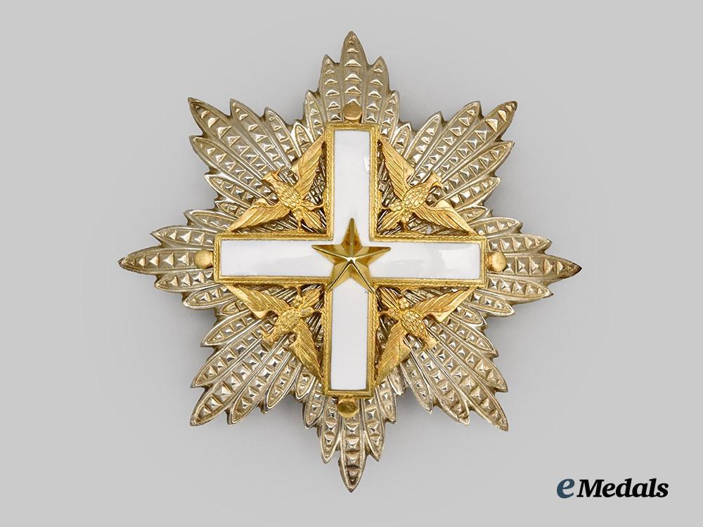 italy,_republic._an_order_of_merit_of_the_italian_republic,_grand_cross_set_with_star_in_gold,_by_cravanzola___m_n_c6178