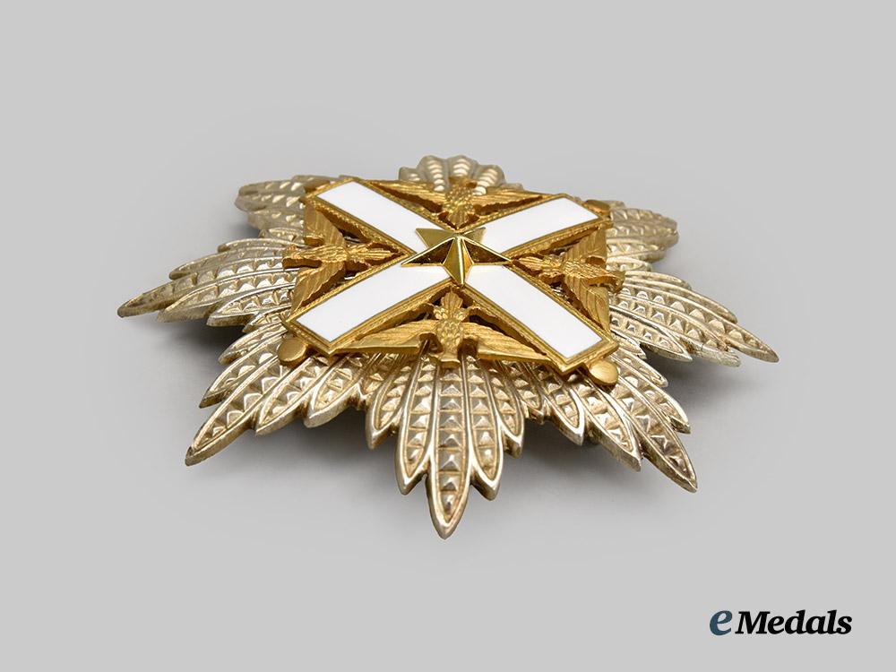 italy,_republic._an_order_of_merit_of_the_italian_republic,_grand_cross_set_with_star_in_gold,_by_cravanzola___m_n_c6179