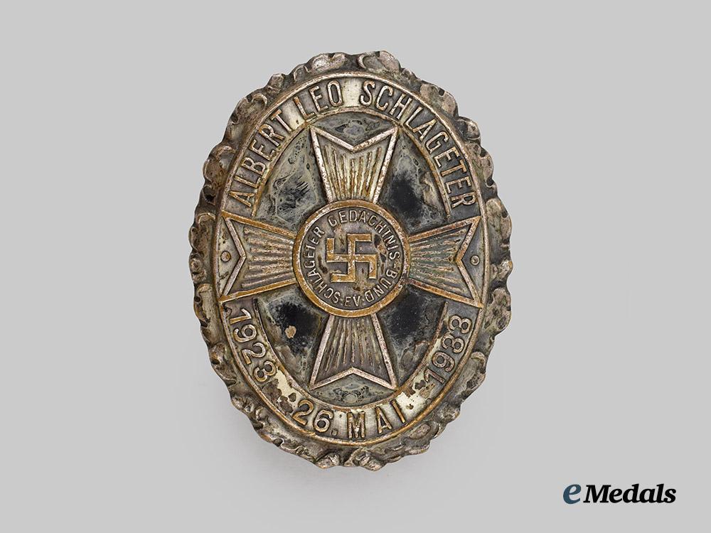 germany,_third_reich._a_rare_schlageter_memorial_association10-_year_honour_badge,_by_wächtler&_lange___m_n_c6186