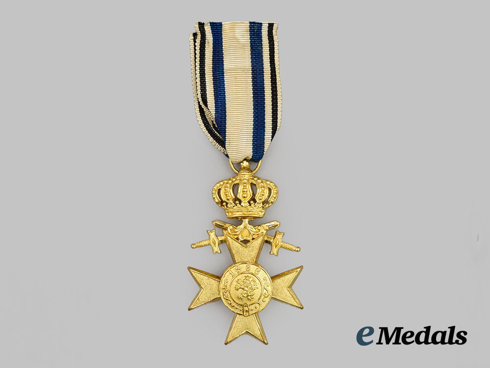 bavaria,_kingdom._an_order_of_military_merit,_i_class_cross_with_crown_and_swords,_c.1935___m_n_c6192