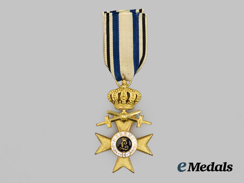 bavaria,_kingdom._an_order_of_military_merit,_i_class_cross_with_crown_and_swords,_c.1935___m_n_c6194