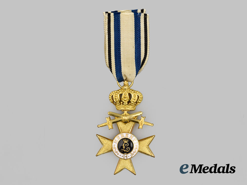 bavaria,_kingdom._an_order_of_military_merit,_i_class_cross_with_crown_and_swords,_c.1935___m_n_c6194