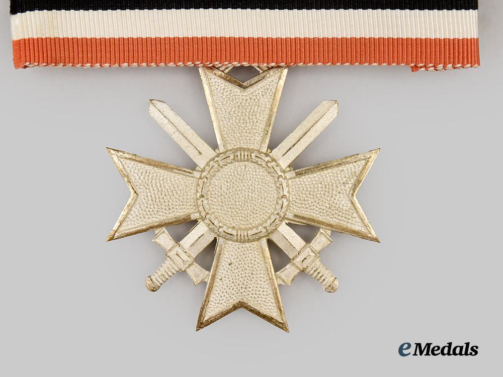 germany,_heer._a_knight’s_cross_of_the_war_merit_cross,1957_version_with_wartime_signed_letter,_from_the_estate_of_generalmajor_gustav_boehringer___m_n_c6219