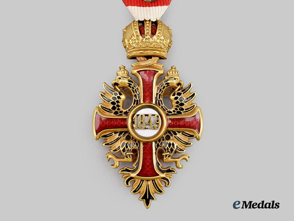 austria,_empire._an_order_of_franz_joseph,_knight’s_cross_with_small_officer_insignia_and_war_decoration,_c.1916___m_n_c6278