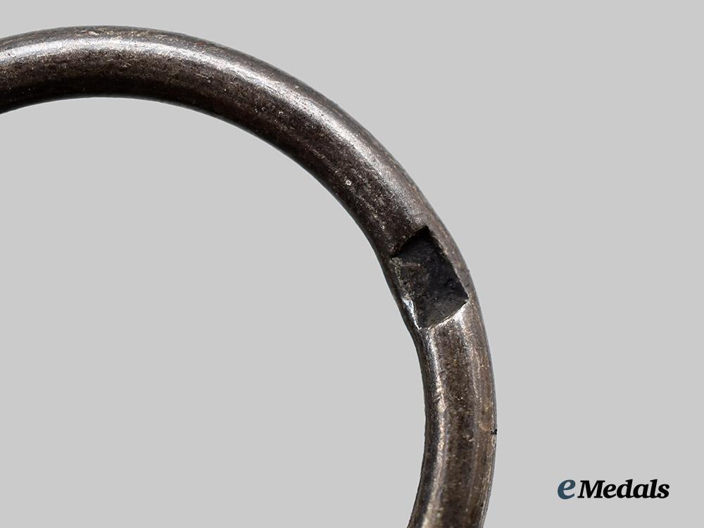 germany,_imperial._a_mixed_lot_of_awards_badges_for_first_world_war_combatants___m_n_c6297