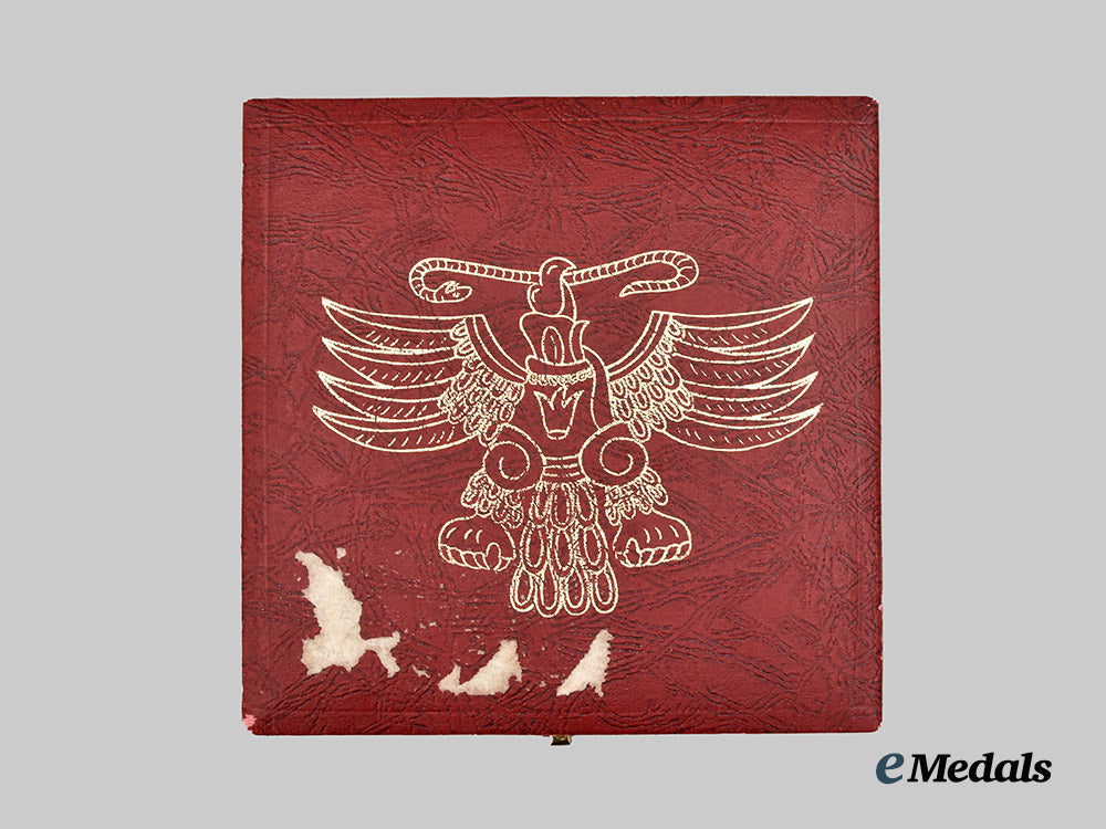 mexico,_republic._an_order_of_the_aztec_eagle,_breast_star___m_n_c6304(2)