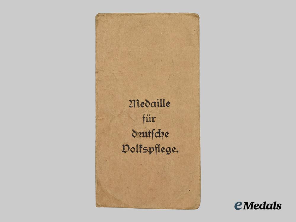 germany,_third_reich._a_mixed_lot_of_merit_and_service_awards___m_n_c6309