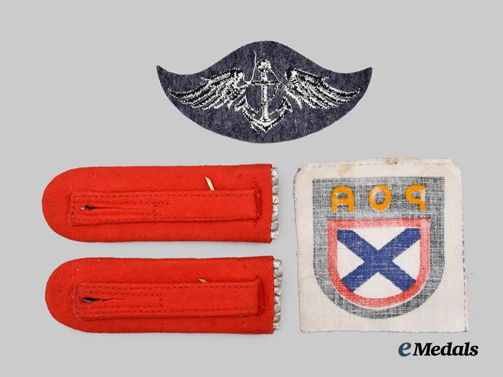 germany,_wehrmacht._a_mixed_lot_of_uniform_insignia___m_n_c6426