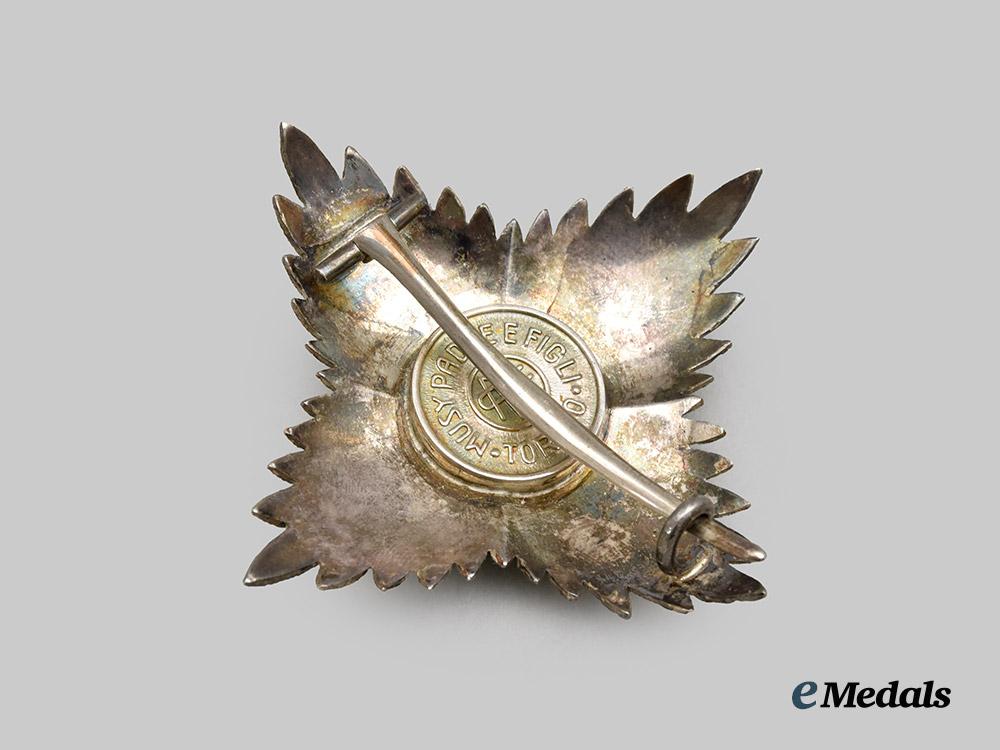 italy,_kingdom._a_cased_order_of_saint_maurice_and_lazzaro,_i._class_commander_set,_by_musy_padre_e_figlio,_c.1890___m_n_c6432