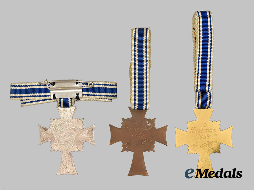 germany,_third_reich._a_mixed_lot_of_honour_crosses_of_the_german_mother,_all_grades___m_n_c6452